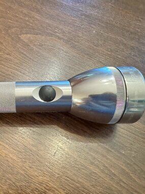 Vintage Mag-Lite Silver 3 D Battery Silver Tested Working
